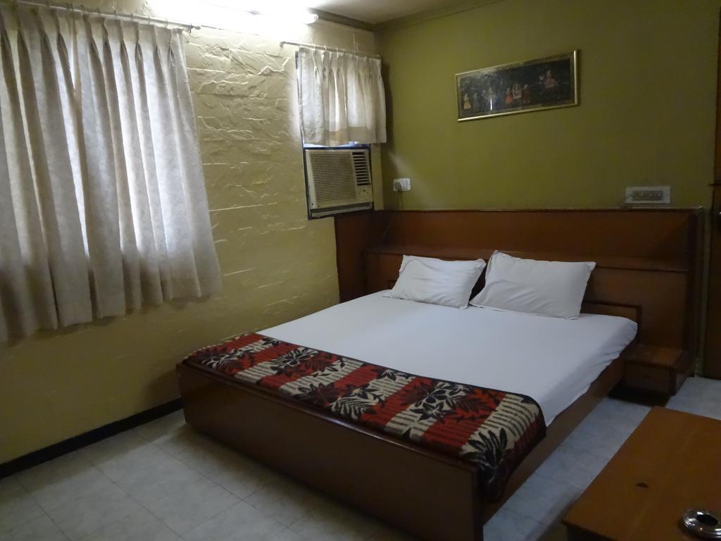 מומביי Hotel Happy Home מראה חיצוני תמונה